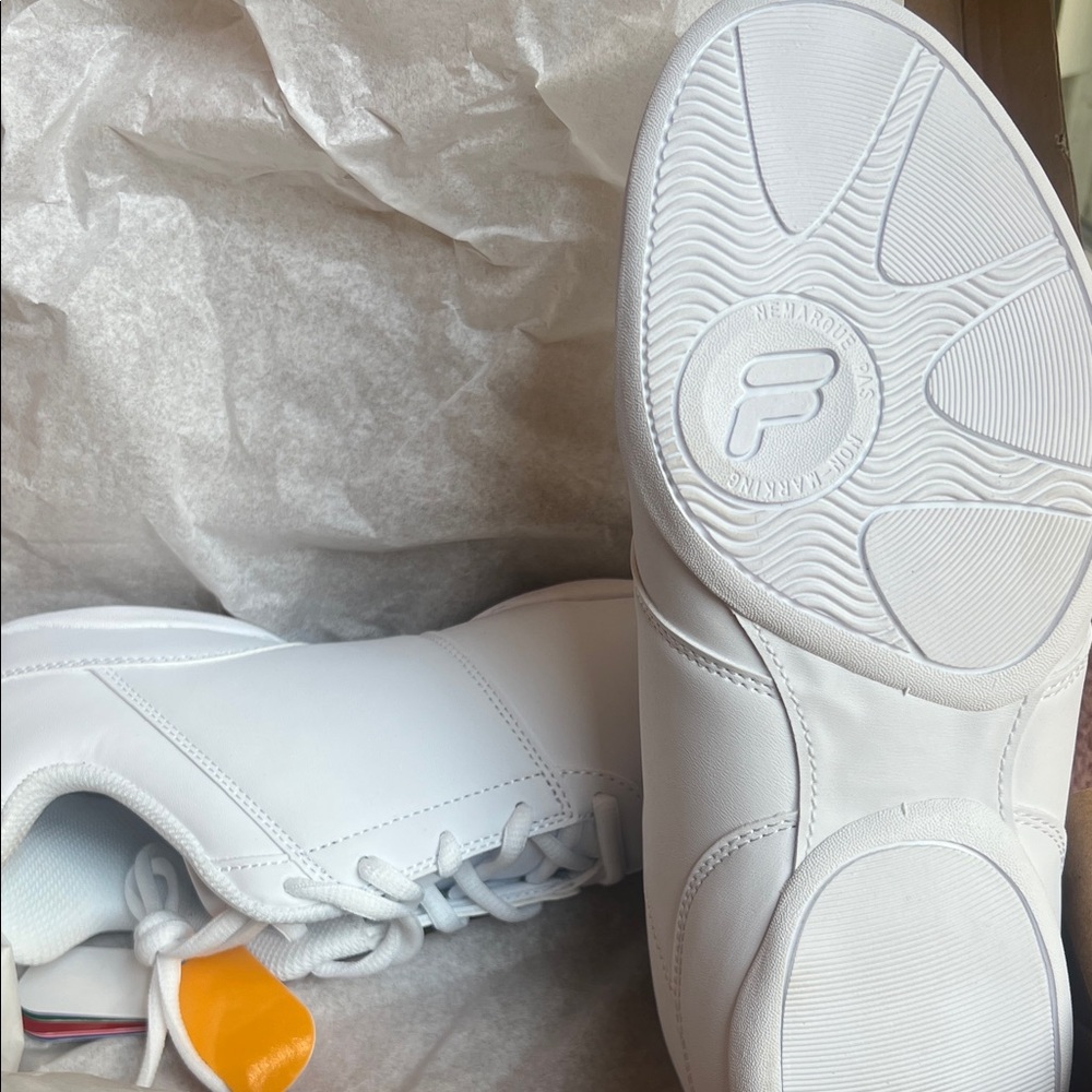 Fila Women's White Sneakers - Picture 5 of 5